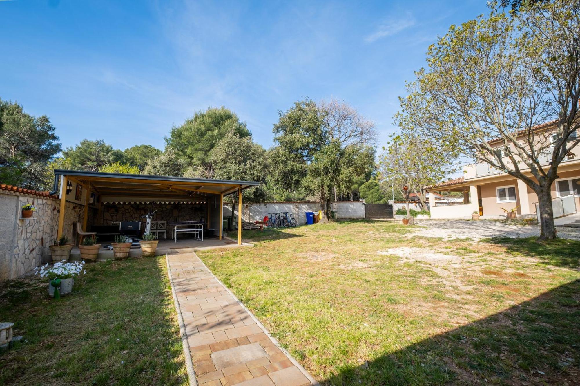 PUY Vila Veronika 2 מראה חיצוני תמונה
